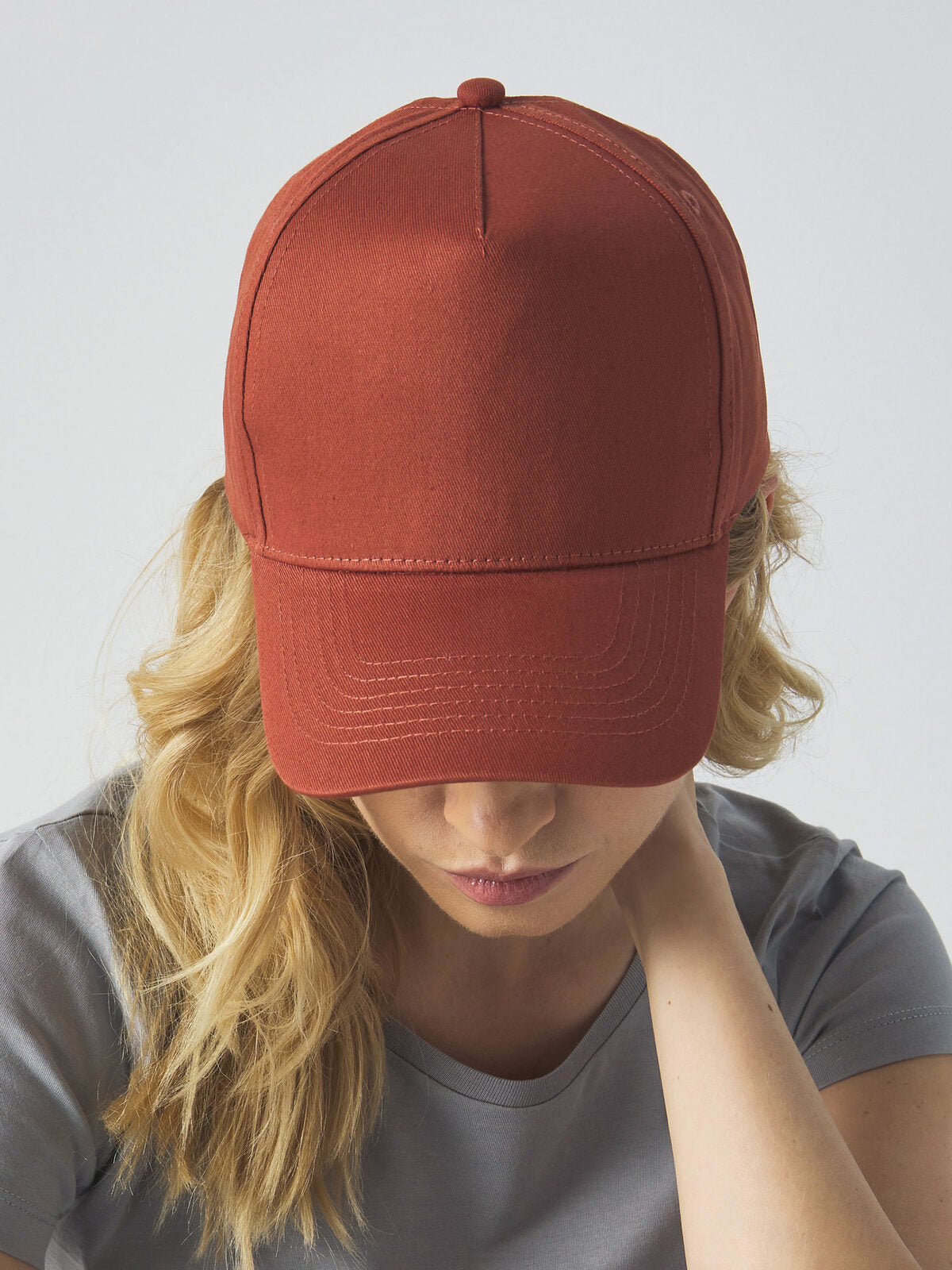 Cappellino con visiera Beat