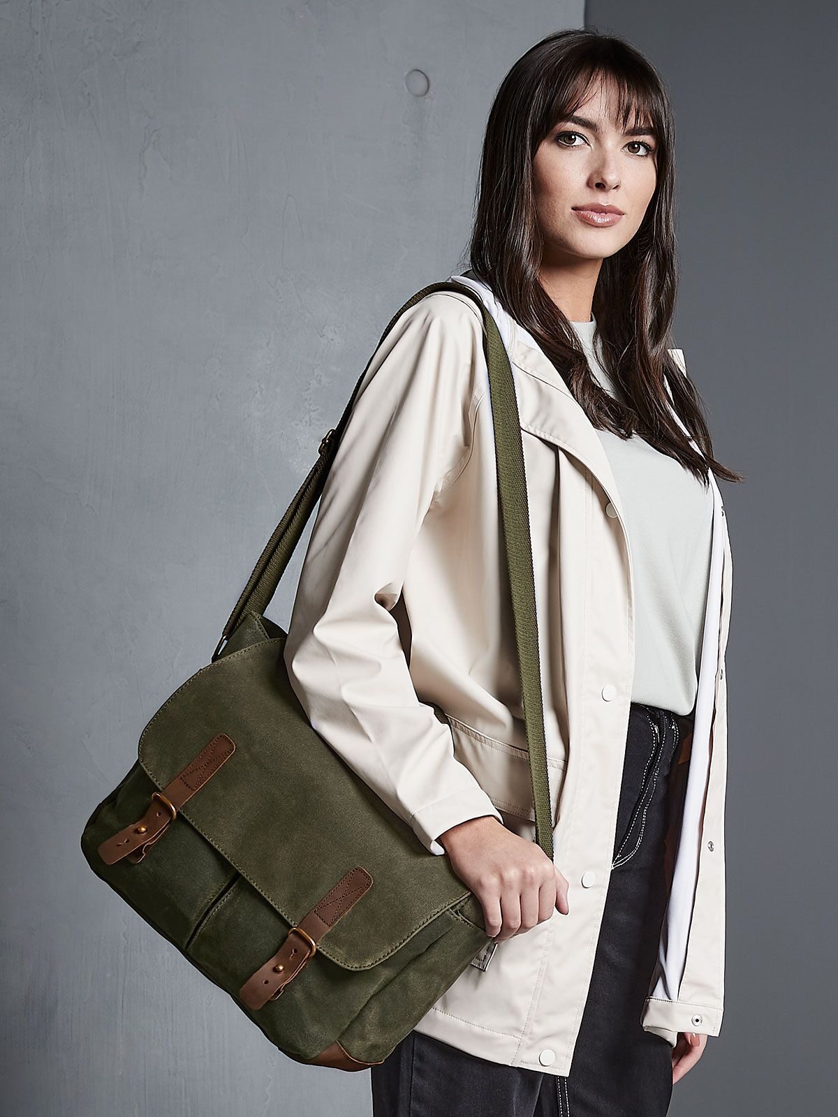 Heritage Waxed Canvas Messenger